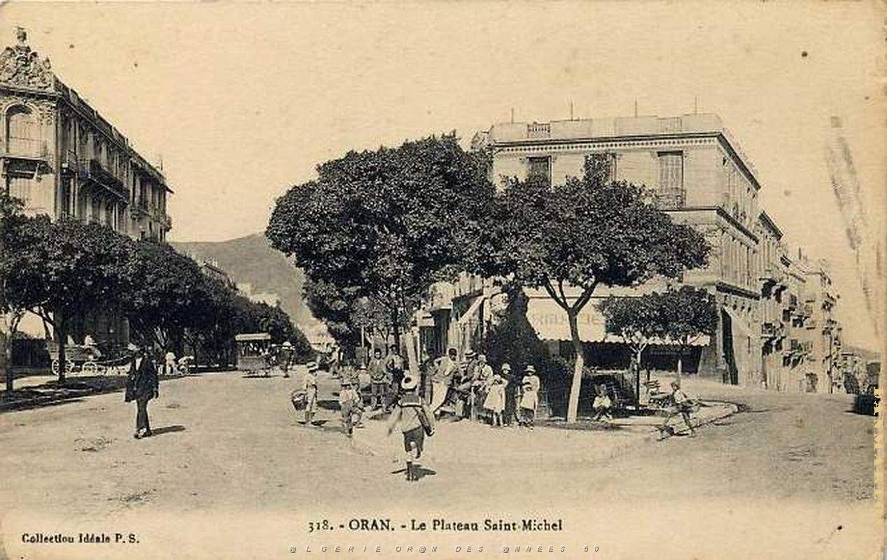 PM hb- 002- Place Hippolyte Giraud.JPG